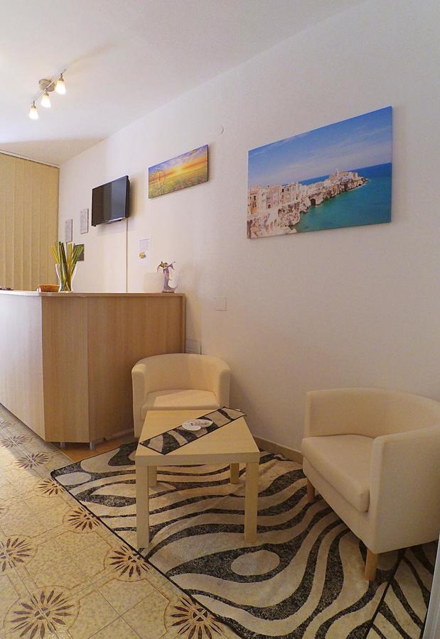 Le Bouganville Vieste Bagian luar foto